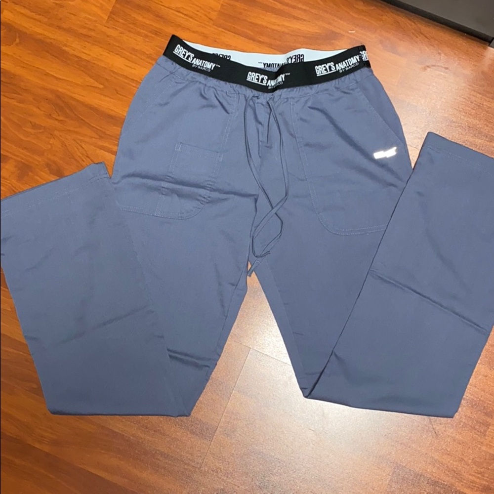 Greys anatomy  medium grey color scrub pants. Sz S